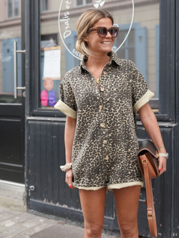 Asia | Abito elegante con stampa leopardata