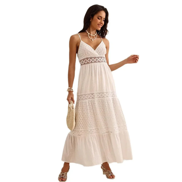 Vivienne | Abito in pizzo artigianale con scollatura a V