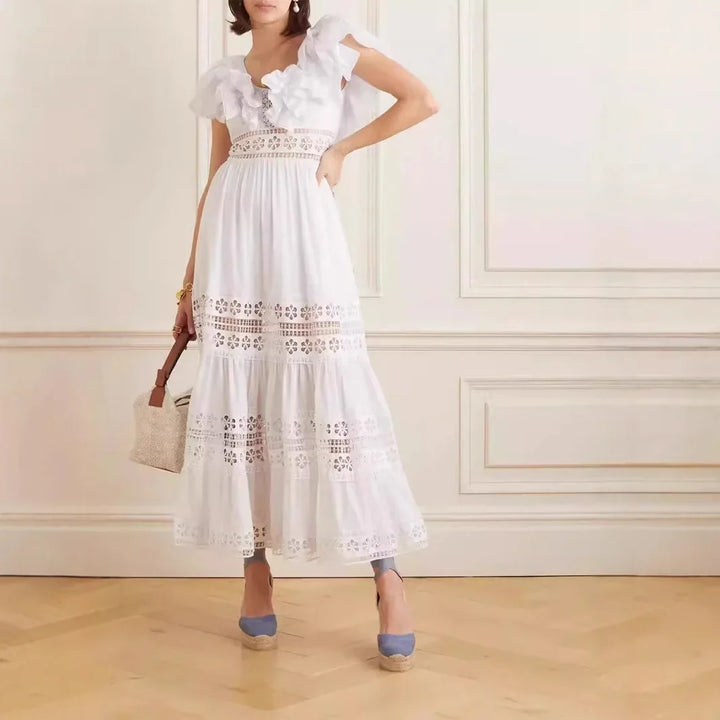 Caterina | Abito in pizzo artigianale con scollatura a V