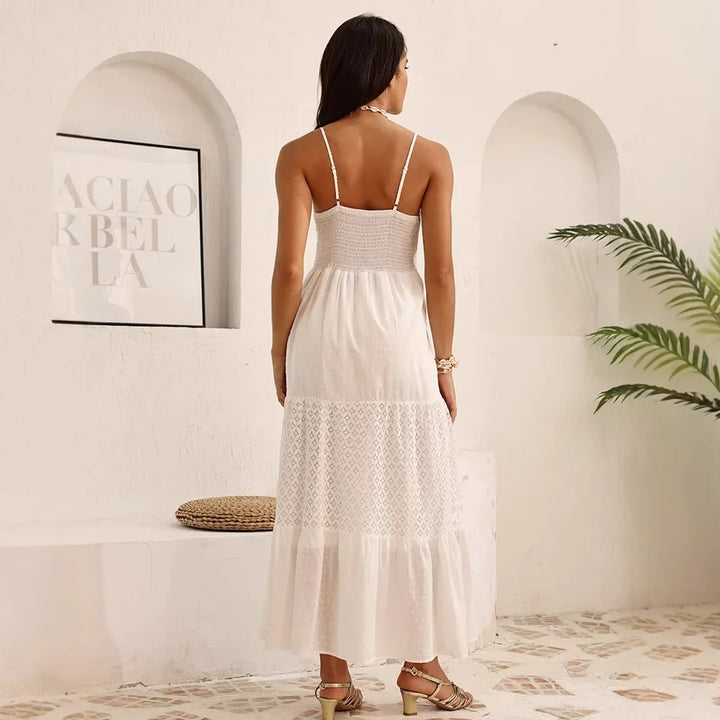 Vivienne | Abito in pizzo artigianale con scollatura a V