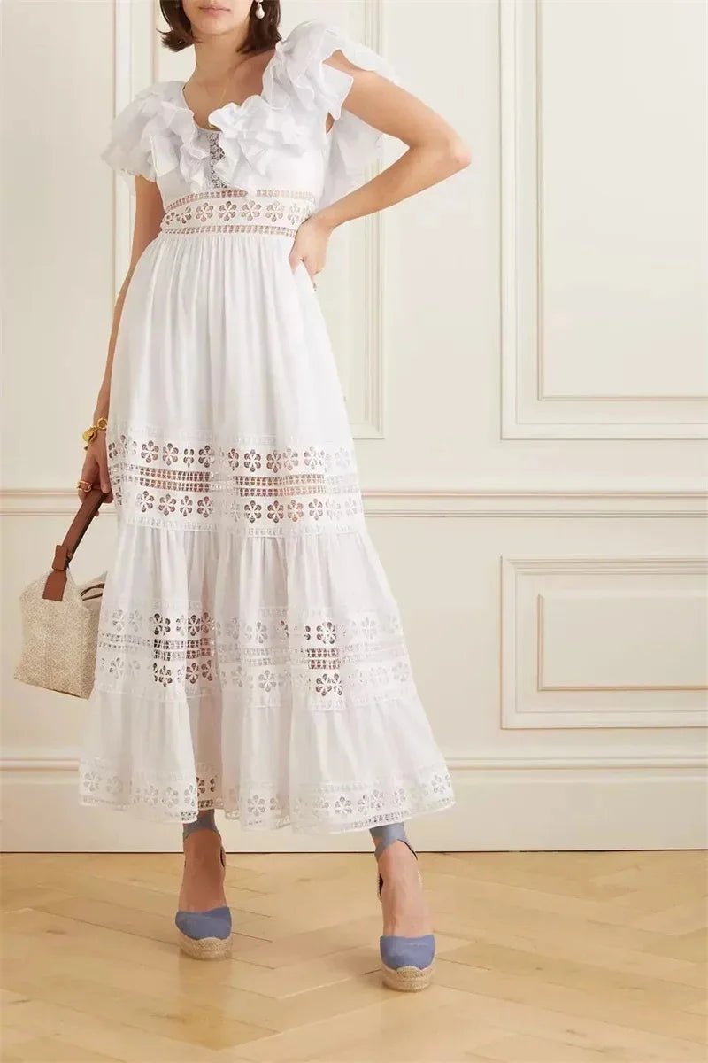 Caterina | Abito in pizzo artigianale con scollatura a V