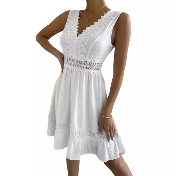 Arabella | Abito in pizzo artigianale con scollatura a V