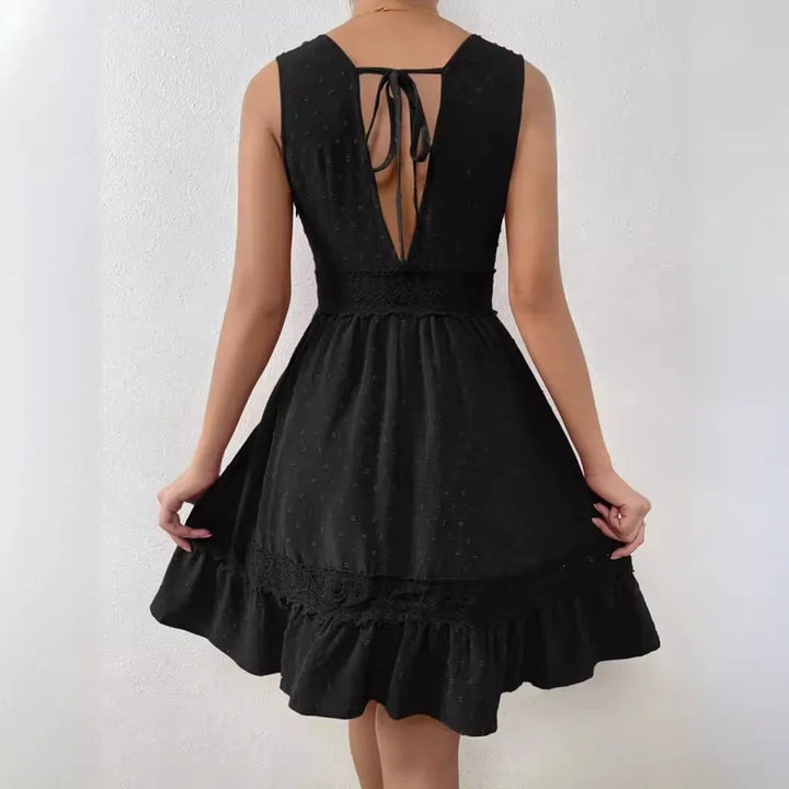 Arabella | Abito in pizzo artigianale con scollatura a V